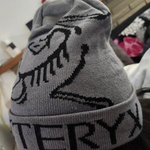 Arc'teryx Charcoal Knit Beanie